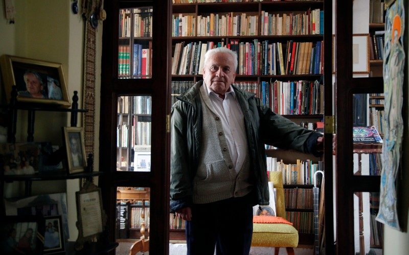 Julio Pazos, el poeta marcado por el terremoto de Ambato