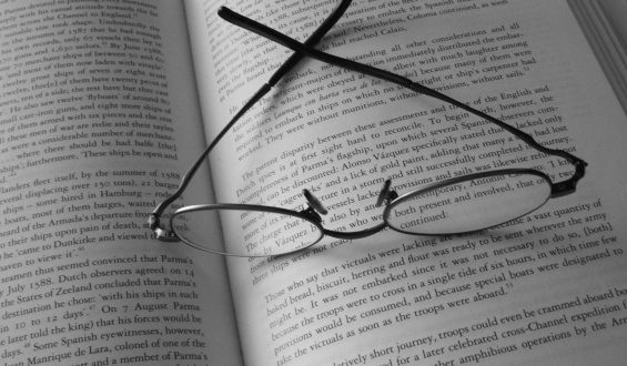 ¿YA ESTÁS LEYENDO TU MEDIO LIBRO ANUAL?