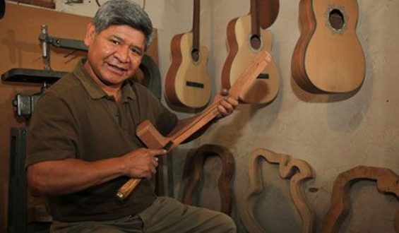 Los fuegos de la guitarra ecuatoriana