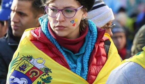 El chamito que quedó huérfano en Ecuador