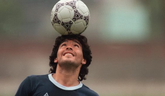 Diego Maradona, el héroe y el villano