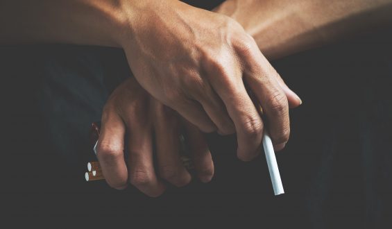 Lo que es del diablo, al diablo vuelve