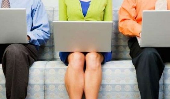 La desconectada soledad de la gente megaconectada