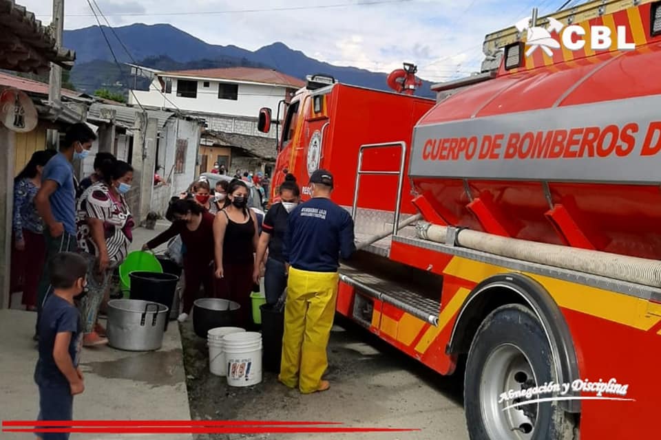 Por un balde de agua