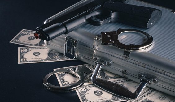 La flaca que se vendió a la mafia