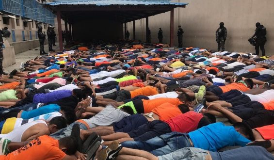 En la cárcel de Latacunga el pan es la única moneda