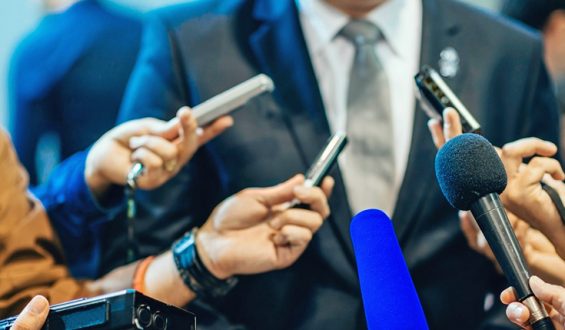 Lasso contribuye a la incomunicación del Gobierno