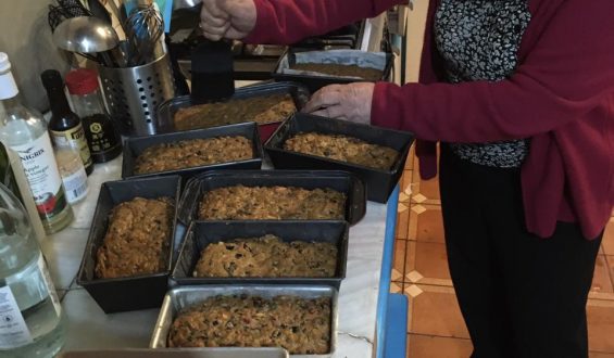 «La torta de Navidad», una crónica de María José Larrea Dávila