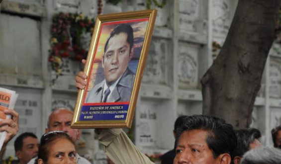 Las dos muertes de Julio Jaramillo, por Freddy Solórzano