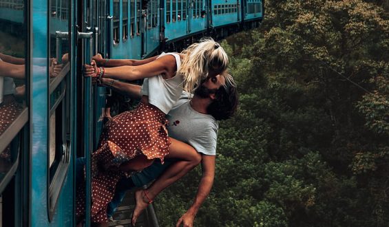 «Él, Ella y el rumor de un tren». Crónica de Rubén Darío Buitrón