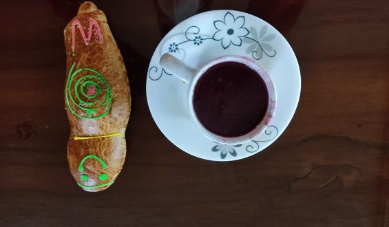 La colada morada, mucho más que un rito de difuntos. Una crónica de Víctor Vizuete Espinosa