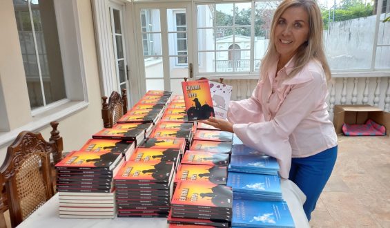 Clemencia Moreno, la mujer de las bibliotecas insólitas. Por Rubén Darío Buitrón