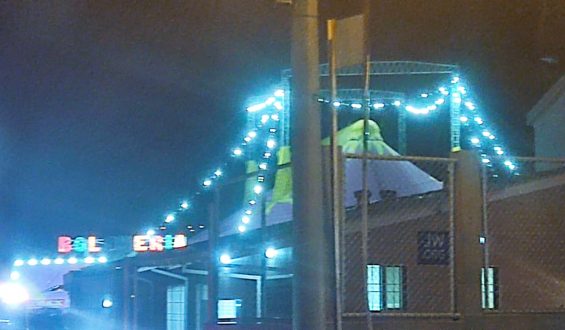 El encantamiento de los circos gitanos. Crónica de Víctor Vizuete Espinosa